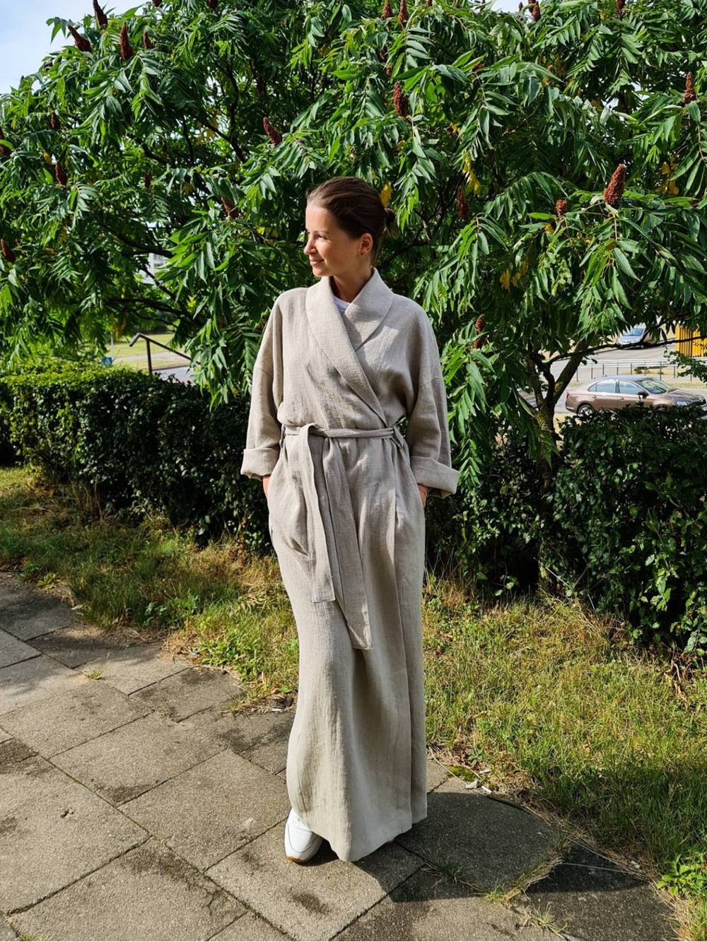 The Raw Linen Robe - Picture 8 of 12